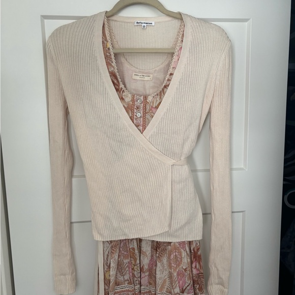 Reformation Wrap Sweater Size XS, Tencel/Linen Lightweight, Cream, EUC - Picture 5 of 16